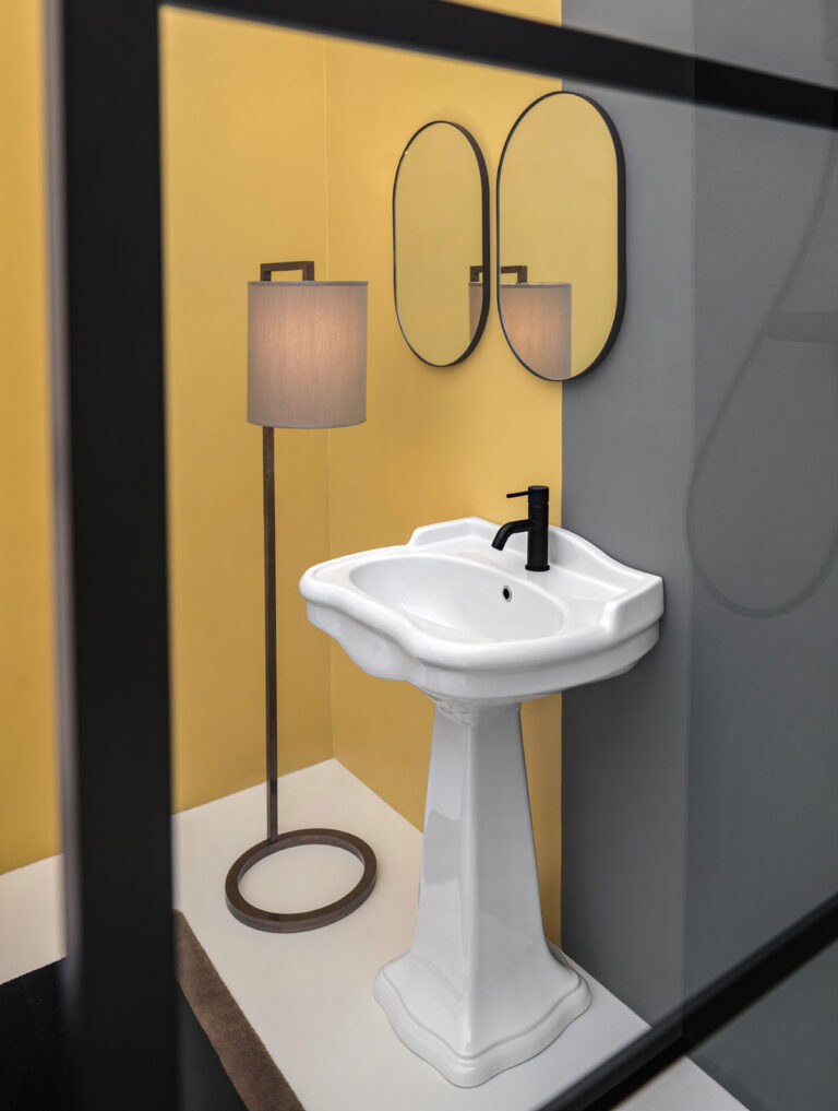 Wall-hungon pedestal basin 64x48 cm 6